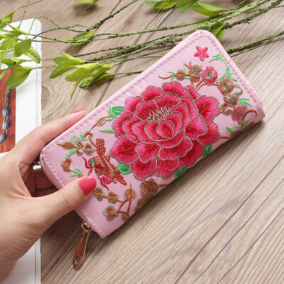 

Tailored Women Fashion Single Pull Embroidery Ethnic Style Wallet Card Bag Coin Bag Black