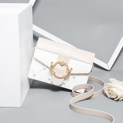 

Single-shoulder small lady with a simple diagonal cross-style cross-style style of air&ai