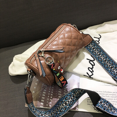 

Ins super fire bag girl 2019 new fashion Korean version of fashion rhomboid chain single shoulder slanted bag pillow bag