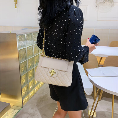 

Qiao Bani 2019 new European&American style fashion simple street shoot size rhombic chain bag shoulder diagonal cross tide handbag