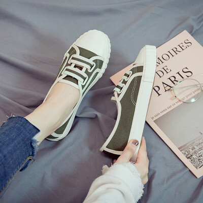 

Summer 2019 new white canvas womens shoes Korean students Joker tide shoes spring a pedal lazy cloth shoes