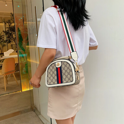 

Baggage lady bag small round bag handheld bee broadband summer single shoulder bag ins oblique Bag