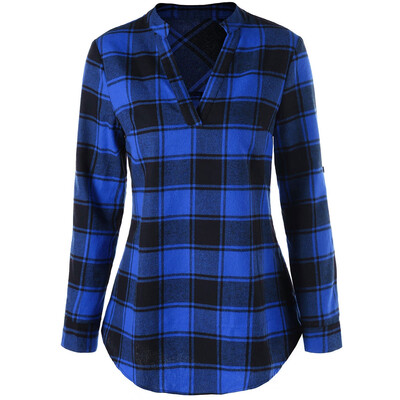 

Curved Hem Plaid Blouse