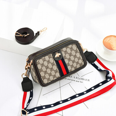 

Womens bag summer Xiaoqing fashion summer network celebrity camera bag quality feeling one shoulder oblique satchel bag