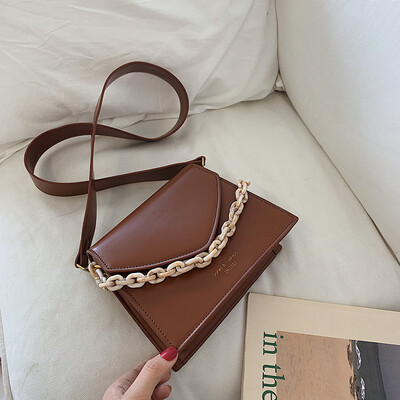 

Qiao Bani 2019 early autumn new South Korea ins fashion network red street shot chain flip bag shoulder diagonal female bag