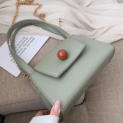 

Small bag women 2019 new Korean version of simple Joker shoulder bag fashion western style slung small square bag tide