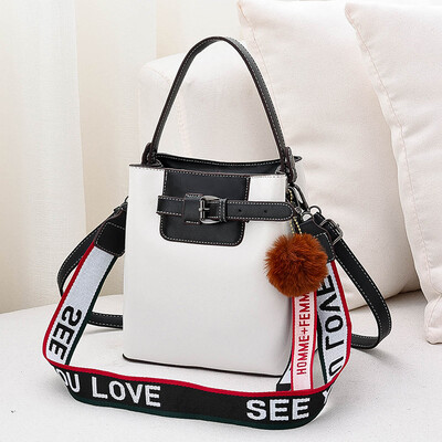 

Spring&summer new fashion casual Joker fashion shoulder portable messenger bag personality bucket bag womens bag