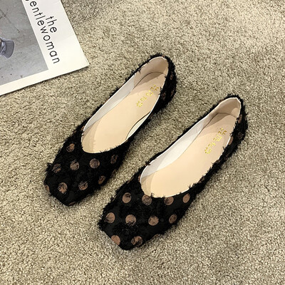 

Single-shoe womens autumn wave breathable womens shoes Joker square flat end night fairy wind gourd ladle shoes tide