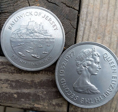 

38mm Bailiwick Of Jersey 25 Pence 1977 Queen Elizabeth The Second UK
