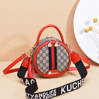 

Summer Womens New Fashion Ins Baitao Ladies Handbag Shoulder Slant Bag Summer