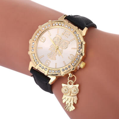 

2019 Women Casual Watch Fashion New Design Pendant Clock Leather Band Quartz Wristwatch Lady Female Diamond Watches Montre