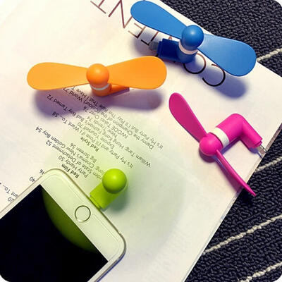 

USB Phone FanFashion Portable Mini Fan with Two Leaves for iPhone 6 & 6 Plus iPhone 5 & 5S iPad Air