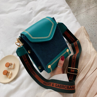 

Fairy small bag new Korean fashion casual shoulder Messenger bag wide shoulder strap small square bag tide