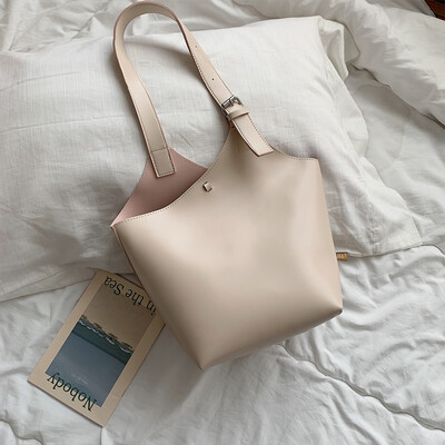 

Net Red 2019 with the Korean version of a large capacity package one - shoulder shopping bag bucket bag bag