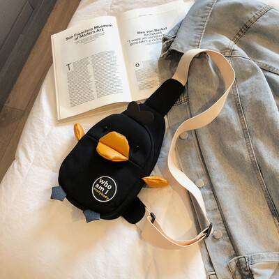 

Small canvas bag ladys diagonal bag has a strong feeling for the past Girl students super-hot fashion bra of "Baitao ins