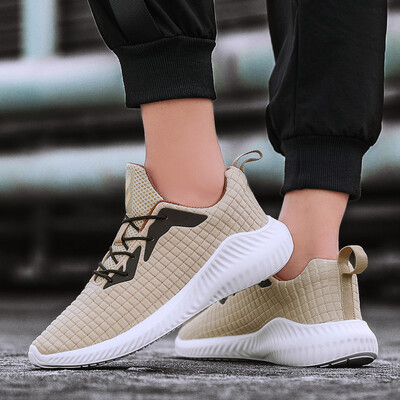 

Summer new mens shoes flying woven sports shoes mens mesh light sports running shoes 1925