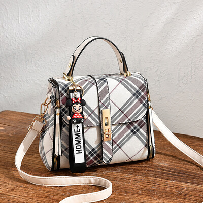 

2019 summer new PU leather shoulder diagonal small bag Korean fashion womens bag small square bag cross-border