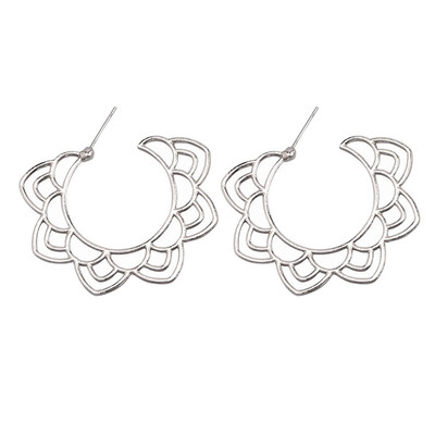 

Women New Unique Ethnic Hollow Out Flower Vintage Earring Stud Earrings Party Jewelry Accessory