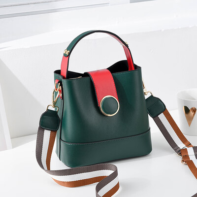 

Summer shoulder bag female tide Korean fashion womens bag bucket bag simple Joker broadband slung bag