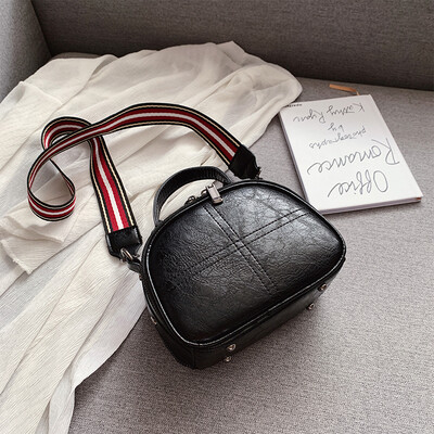 

high-level foreign-style womens bag chic wide-band new2019 retro small round bag single-shoulder oblique bag
