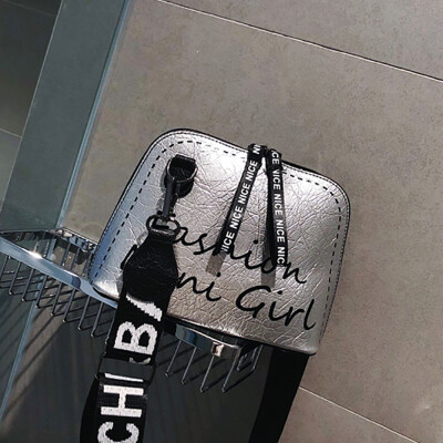 

Women Crossbody Bag Letter Printed Tide Shell Bag Wide Shoulder Strap Wild Shoulder Bags Fashion Messenger Bag T10