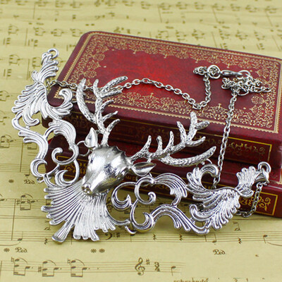 

Women Retro Statement Alloy Hollow Deer Head Pendant Insects Necklace Gift