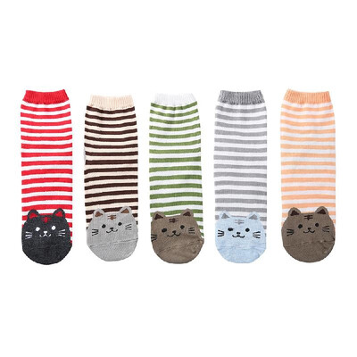 

5 Pairs of Mixed Women Cotton Socks Breathable Comfortable Middle Tube Socks Casual Socks One Size