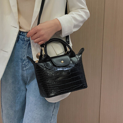 

European&American fashion ladies bag 2019 new wave Korean version of the wild texture Messenger bag stone pattern retro handbag