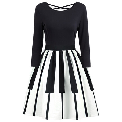 

Vintage Criss Cross Piano Print Dress