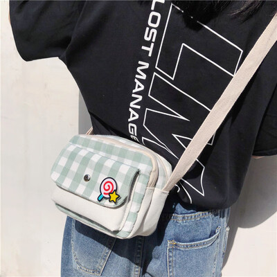 

Canvas Baggage Girls One Shoulder Slant Baggage College Student Uzzang Korean Version Ancient Sense Girls Ins Lattice