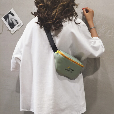 

Sports small bag female 2019 new wave Korean fashion wild chest bag ins super fire small fresh girl pocket