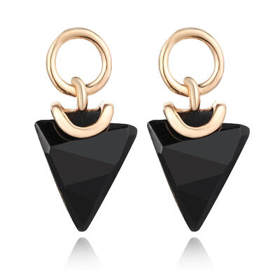

Korean Popular Geometric Irregular Triangle Black Crystal Dangle Drop Earrings For Women Statement Earings Fashion Jewelry 2019