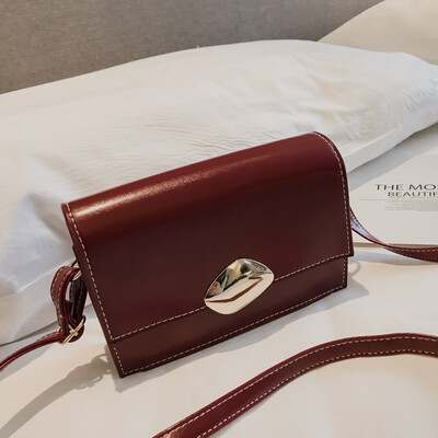 

Net red black bag female 2018 autumn&winter new wave simple fashion small square bag Korean version of the wild shoulder Messenger bag
