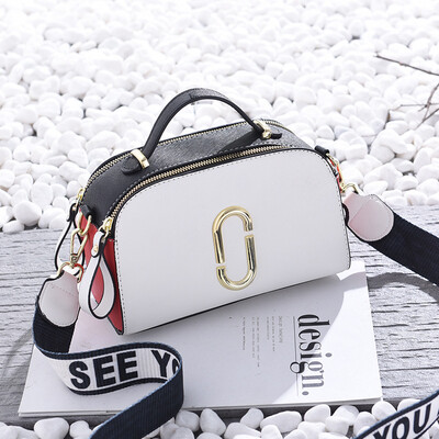 

Summer new small bag female 2018 new wave Korean version of the girl fashion wild shoulder Messenger bag 2017 fairy