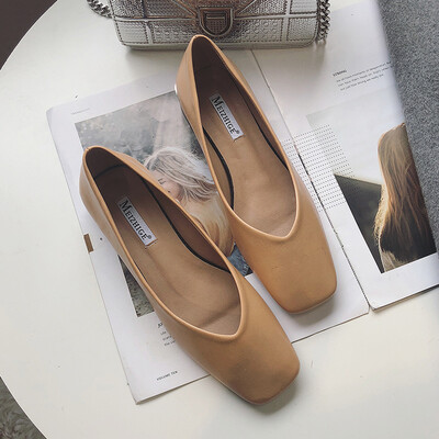 

Bean shoes girl spring Korean version flat bottom tip 100 students lazy social grandmother single shoes