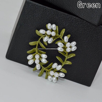 

2019 Natural freshwater pearl shape Metal Crown copper leaf green Women wedding bridal accessories
