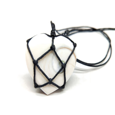 

Nordic Natural Crystal Pendant Fluorite Quartz Crystal Point Healing Hexagonal Wand Treatment Stone With Rope Room Decoration