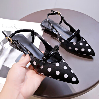 

Sandals Female ins Tide Summer European Station Butterfly Wave Point Small Fresh Flat Bottom Point Evening Shoes