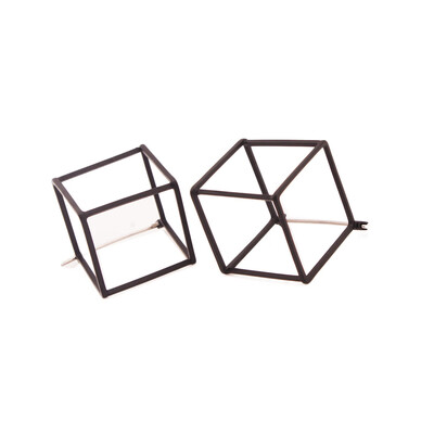 

Hot Sale Simple&Fashion Geometric Cube Ladies Stud Earrings