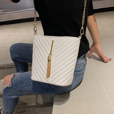 

Senior sense small bag female 2019 new ins super fire Korean version of the chain of gas bucket bag simple shoulder slung