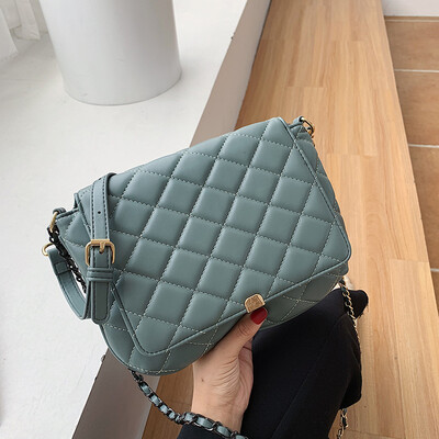 

2019 New Lingge Chain Womens Bags Korean version of Joker high-grade fashion shoulder bag casual texture Messenger bag tide
