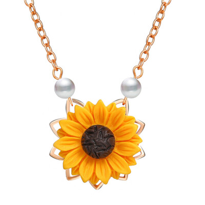 

Sunflower Pendant Imitation Pearl Necklace Chain