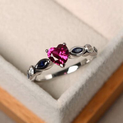 

RingSilver Color Romantic Heart Pave Crystal Finger Rings For Women Colorful Zircon Fashion Wedding Ring Valentines Day Gift