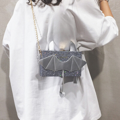 

French small group of foreign style texture handbag 2019 new wave wild chic chain Messenger bag shoulder small square bag