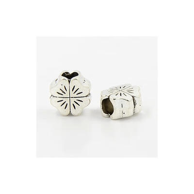 

Tibetan Style Clover Flower Antique Silver European Beads Biagi Jewelry Findings for Mothers Day Gifts Making
