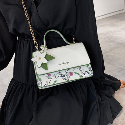 

Female bag 2019 new fashion flower handbag summer small fresh messenger bag wild ins net red small bag