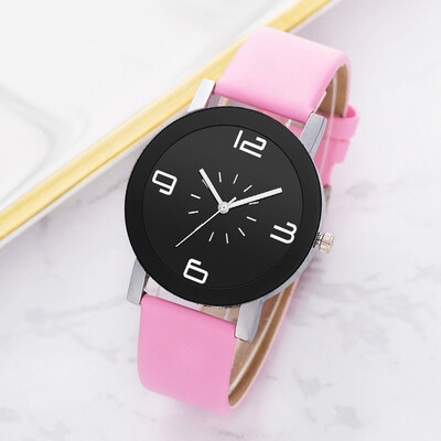 

RM Casual Fashion Monochrome Simple Digital Scale Disc Belt Strap Ladies Watch