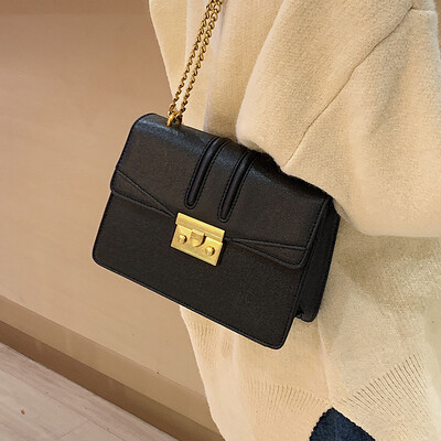 

Advanced sense bag foreign air female bag new 2019 Messenger bag female wild ins texture chain shoulder bag small bag