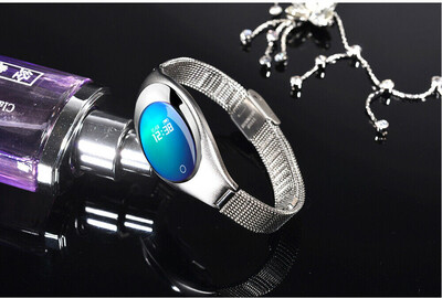 

Z18 Women Luxury Smart Watch Fitness Activity Heart Rate Monitor For Android iOS