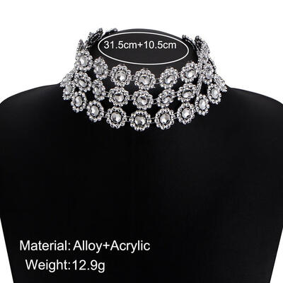 

2018 new short necklace jewelry personalized wild multi-element necklace multi-layer concave necklace jewelry